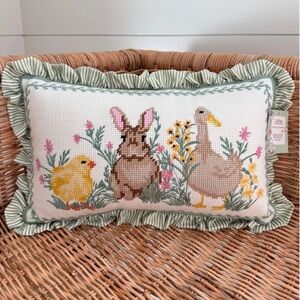 Lillian August Needlepoint Pillow Easter Decor French
Farmhouse Bunny Chick NWT